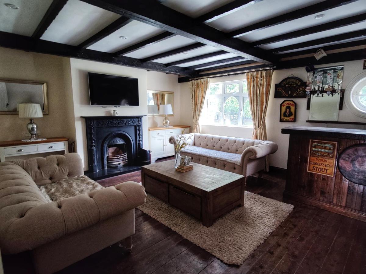 Rooms At Ballysax House The Curragh Buitenkant foto